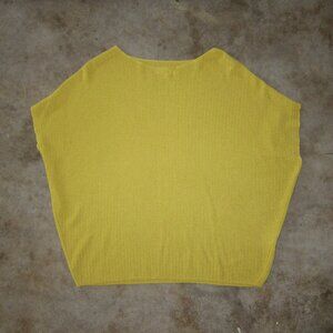 Uniqlo 3d printed citron shirt